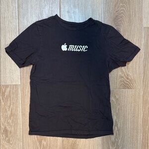 Apple Employee Exclusive T-Shirt (Apple Music)